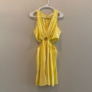 Chic Backless Yellow Dress